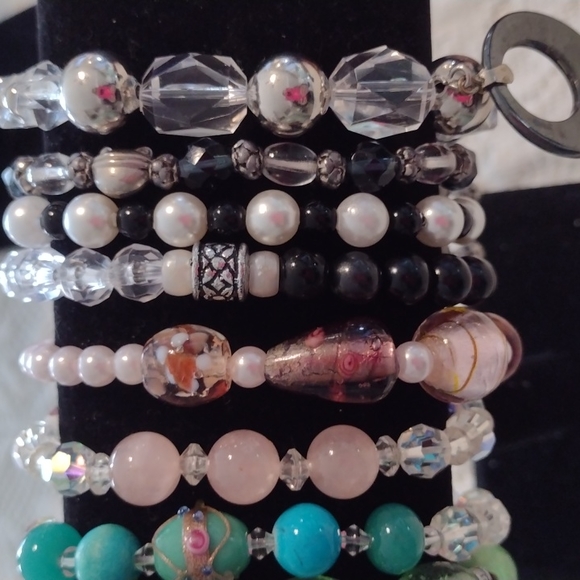 12 HANDMADE REPURPOSED Bundle of Vintage, Glass Bead & Pearl Stretch Bracelets!! - Picture 10 of 10